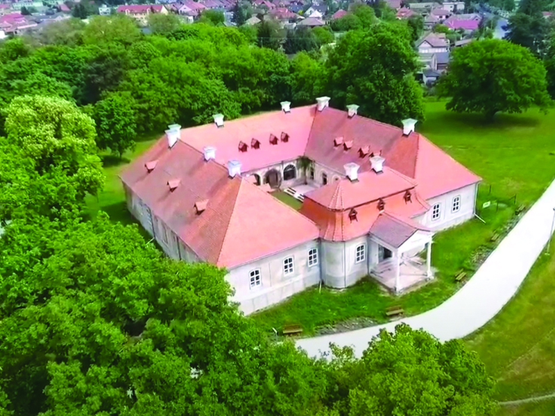 The restoration of the manor house in Želiezovce begins with an online international conference